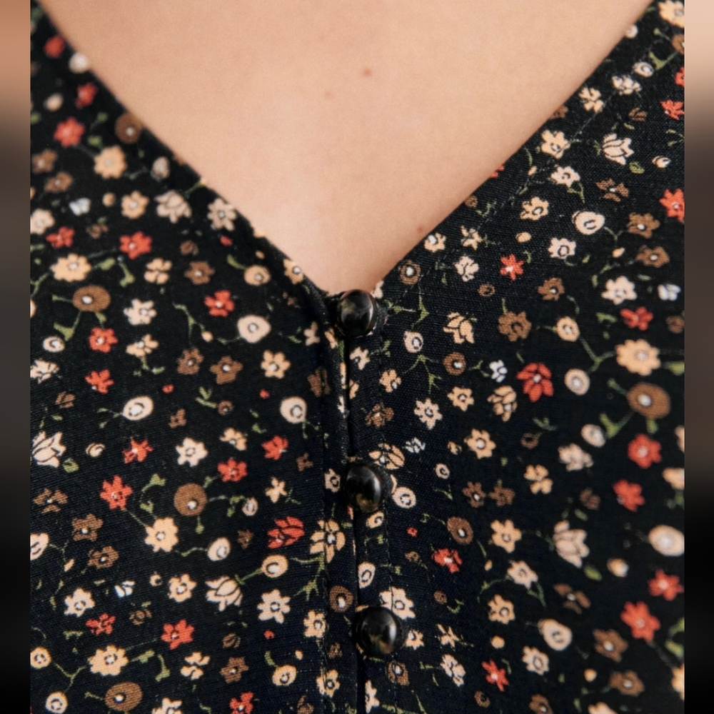 Sezane Erica Black Floral Blouse - Picture 2 of 11